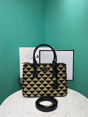 Prada Bags - 1193