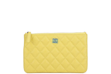 CHANEL YELLOW CAVIAR ZIPPY SMALL POUCH (AUCNxxxx) LIGHT GOLD HARDWARE, WIDTH 20CM, WITH DUST COVER & BOX