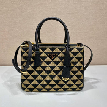 Prada Bags - 545