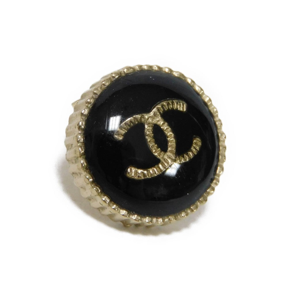 CHANEL Pierce A95896 Resin Clear black CC mark Round COCO Mark