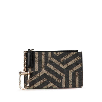 Gucci --