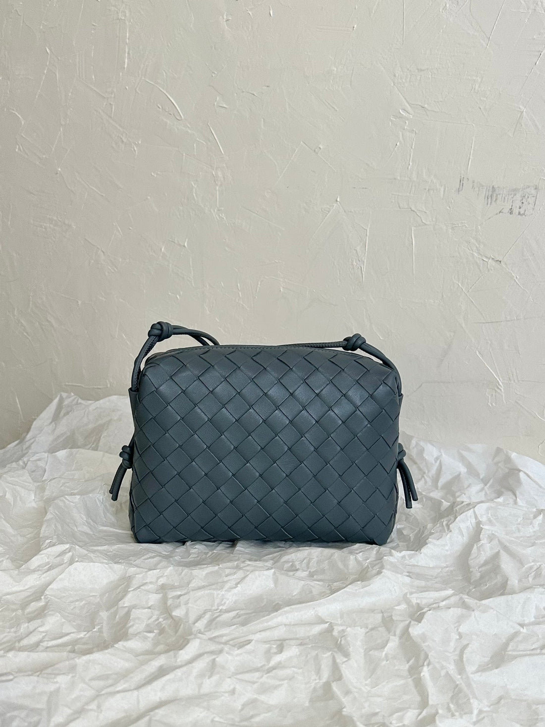 BV LOOP SMALL 23CM GREY CALFSKIN by House Of Sarah