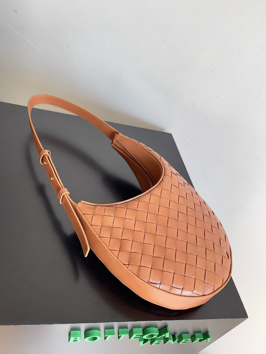 BV SMALL DROP 32CM BROWN LAMBSKIN House Of Sarah