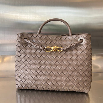 BV MEDIUM ANDIAMO 32CM CHOCOLATE LAMBSKIN House Of Sarah Bags
