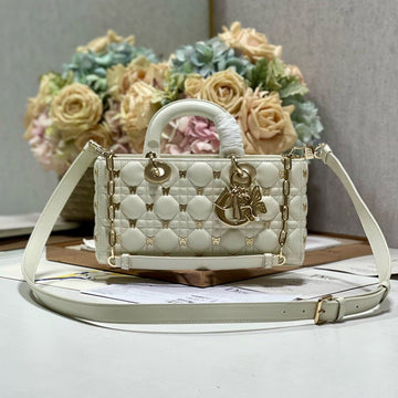 MEDIUM LADY D-JOY 26 BUTTERFLY STUD WHITE LAMBSKIN House Of Sarah