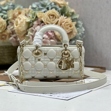 SMALL LADY D-JOY 22 BUTTERFLY STUD WHITE LAMBSKIN House Of Sarah