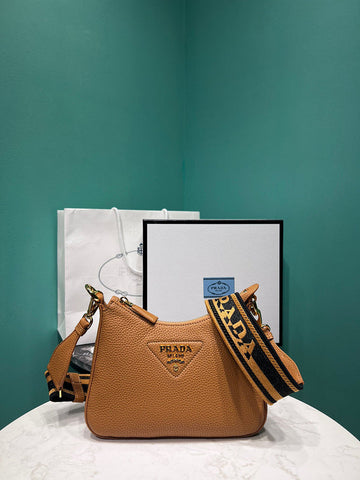 Prada Bags - 726