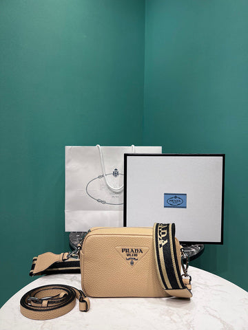 Prada Bags - 1020