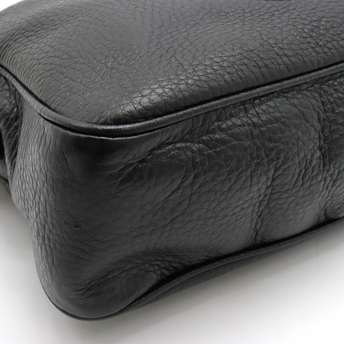 GUCCI Soho Interlocking G Chain Shoulder Bag Tassel Leather Black 308983