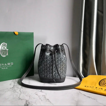 PETIT FLOT BUCKET BAG 22 IN GRAY GOYARDINE CANVAS AND LAMBSKIN TRIM House Of Sarah
