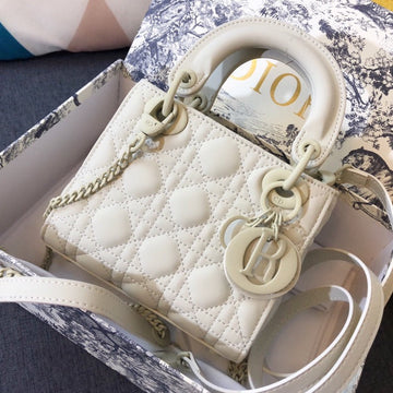 MINI LADY 17 BAG IN WHITE CALFSKIN By House Of Sarah