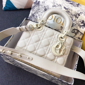 MEDIUM LADY 20 BAG IN WHITE CALFSKIN House Of Sarah