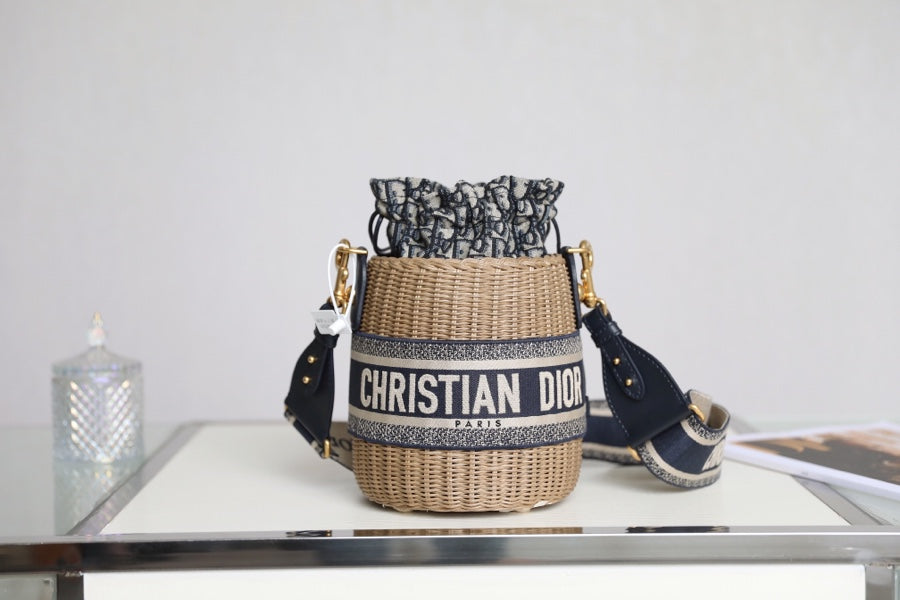 BUCKET BAG 19 IN BLACK OBLIQUE JACQUARD AND BEIGE WICKER By House Of Sarah