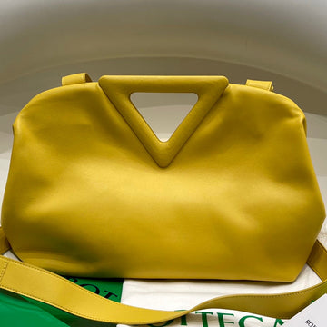TRIANGLE HANDLE BAG 31 IN DANDELION YELLOW LAMBSKIN House Of Sarah