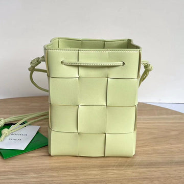 SMALL CASSETTE BUCKET 18 IN PASTEL YELLOW CALFSKIN House Of Sarah Bags