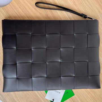 LARGE CASSETTE POUCH 35 IN BLACK CALFSKIN House Of Sarah Bags