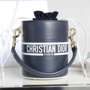 VIBE 18 BUCKET BAG IN BLACK CALFSKIN By House Of Sarah