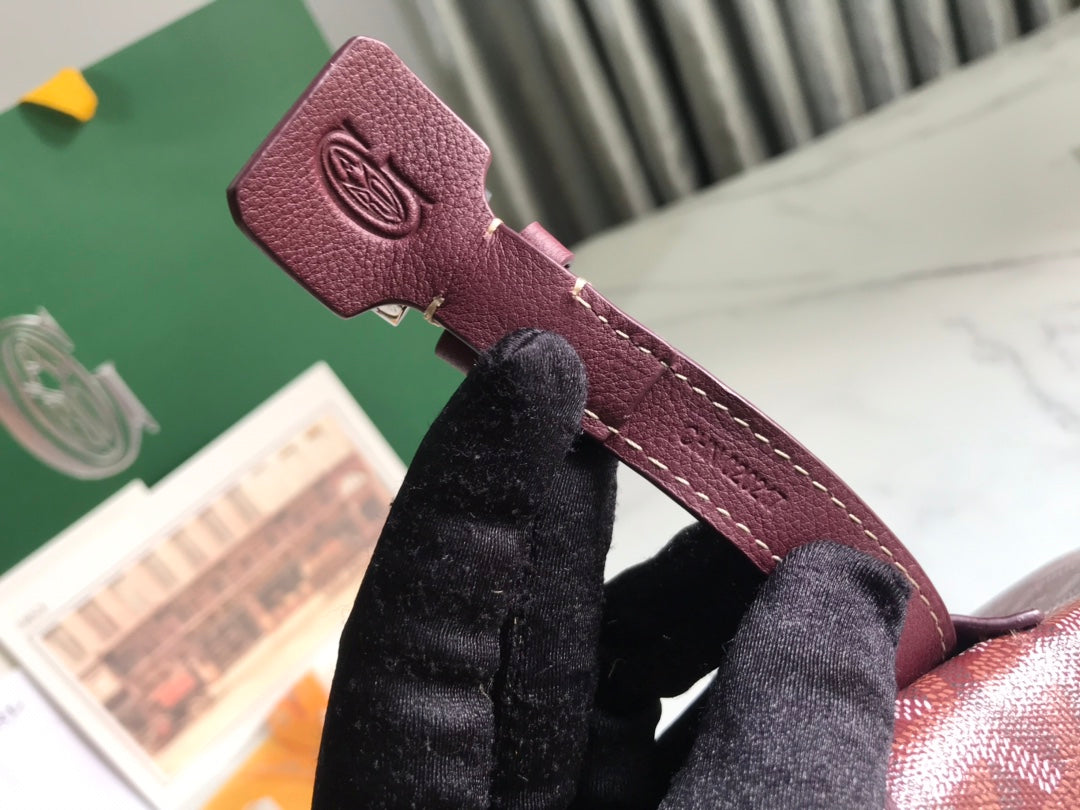 CHIEN GRIS BAG 33 IN WINE RED GOYARDINE CANVAS AND CALFSKIN TRIM by House Of Sarah