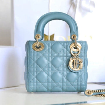 LADY 17 IN SKY BLUE LAMBSKIN WITH CANNAGE PATTERN House Of Sarah