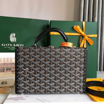 GRAND HÔTEL TRUNK BAG 24 IN BLACK GOYARDINE CANVAS AND CALFSKIN House Of Sarah