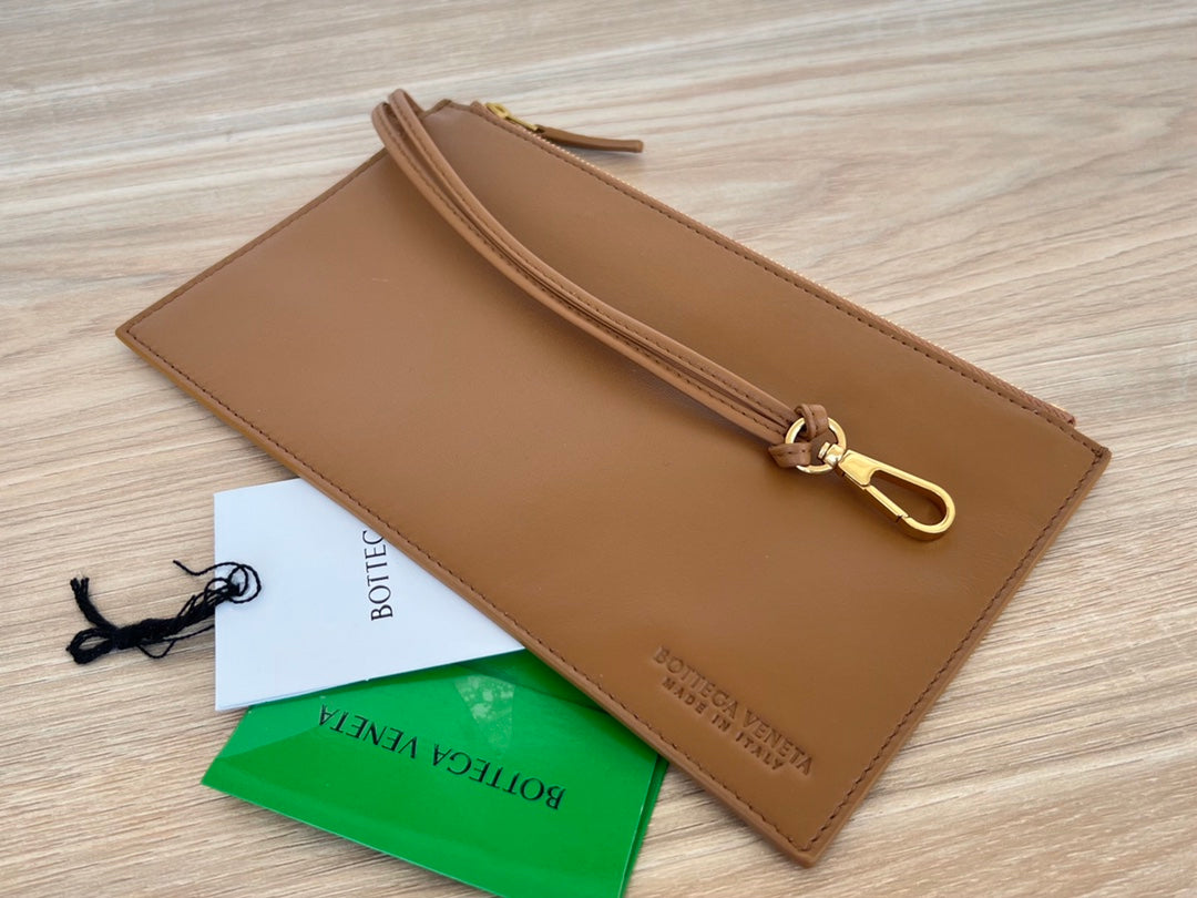 SMALL ARCO TOTE 30 IN TULIP TREE YELLOW LAMBSKIN by House Of Sarah