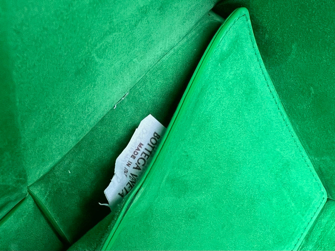 ARCO TOTE 36 IN MANTIS GREEN CALFSKIN House Of Sarah