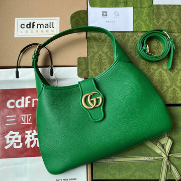 MEDIUM SHOULDER BAG 39 IN GREEN CALFSKIN GOLD HARDWARE by House Of Sarah