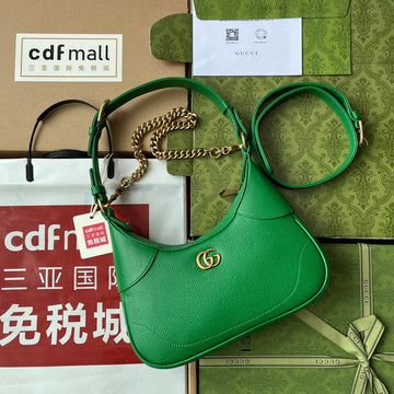 SHOULDER BAG 25 IN GREEN CALFSKIN GOLD HARDWARE House Of Sarah