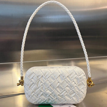KNOT 20 IN WHITE LAMBSKIN WITH CHAIN House Of Sarah Bags