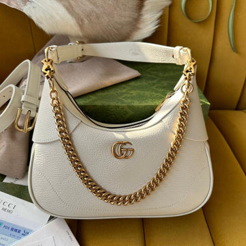 SHOULDER BAG 25 IN WHITE LAMBSKIN GOLD HARDWARE House Of Sarah