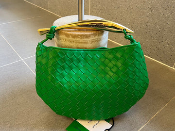 SARDINE 33 WITH CHAIN IN SHAMROCK GREEN LAMBSKIN by House Of Sarah
