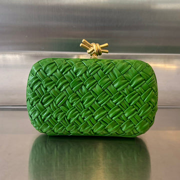 KNOT 19 IN EMERALD GREEN LAMBSKIN House Of Sarah