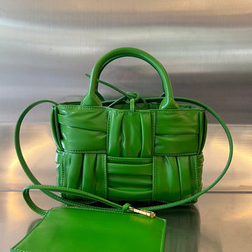 CANDY ARCO TOTE 20 IN GREEN SOFT LAMBSKIN by House Of Sarah