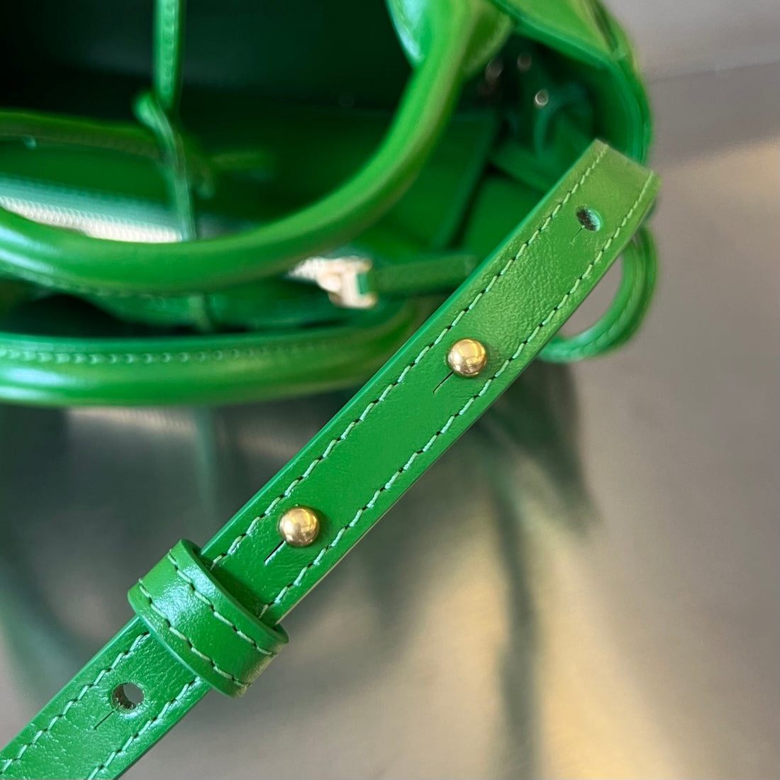 CANDY ARCO TOTE 20 IN GREEN SOFT LAMBSKIN House Of Sarah