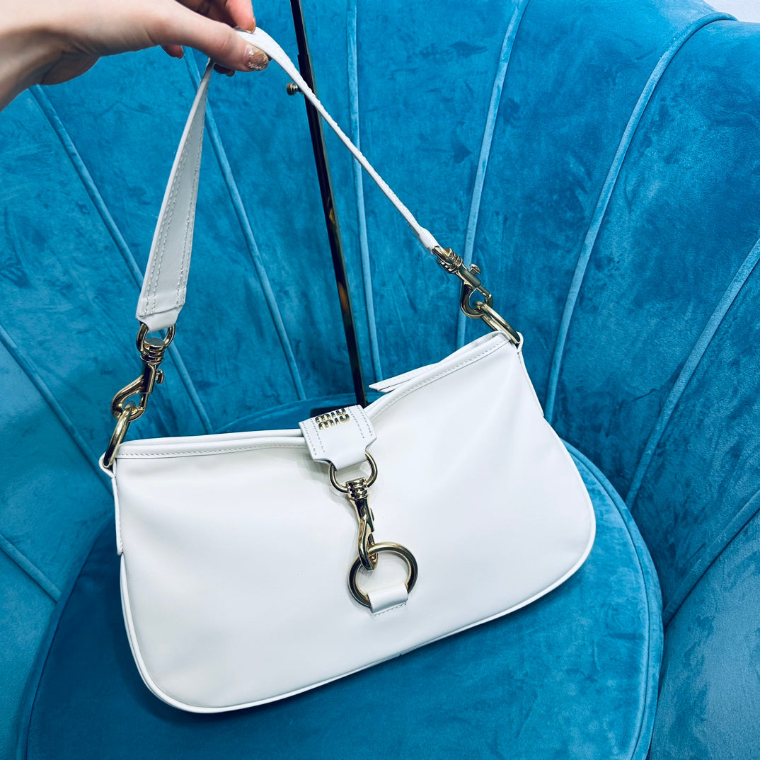 SHOULDER BAG 33 IN WHITE CALFSKIN GOLD HARDWARE House Of Sarah