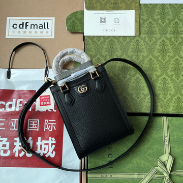 DIANA TOTE BAG 19 IN BLACK LAMBSKIN WITH BAMBOO HANDLE by House Of Sarah
