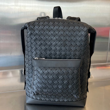 BACKPACK 42 IN BLACK CALFSKIN House Of Sarah
