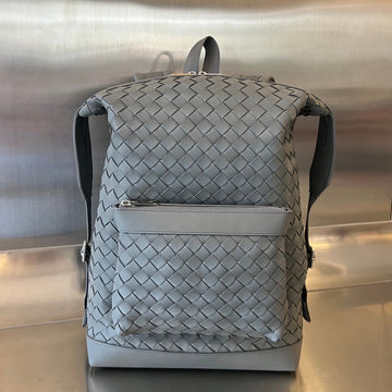 BACKPACK 42 IN GREY CALFSKIN by House Of Sarah