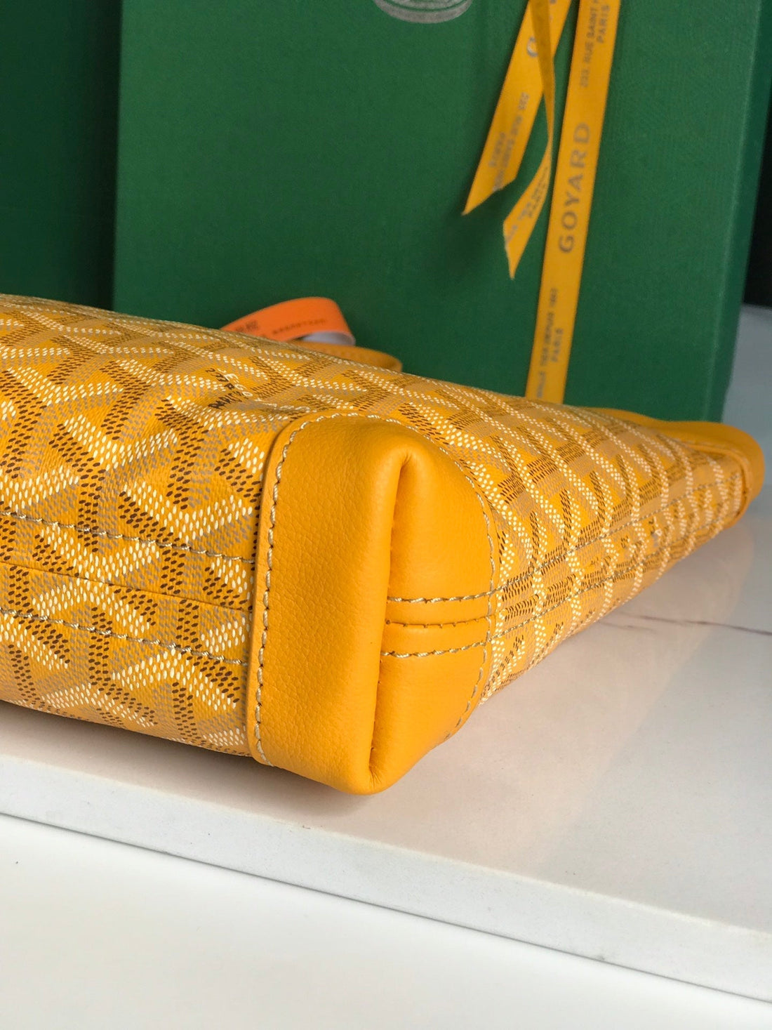 CONTI POUCH 24 IN YELLOW LAMBSKIN AND GOYARDINE CANVAS House Of Sarah