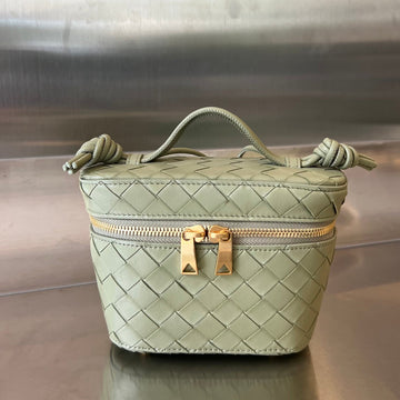 MINI VANITY CASE 18 IN OLIVE GREEN LAMBSKIN House Of Sarah