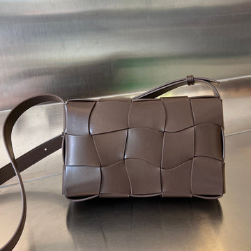 CASSETTE 23 IN CHOCOLATE CALFSKIN WITH WAVY PATTERN by House Of Sarah