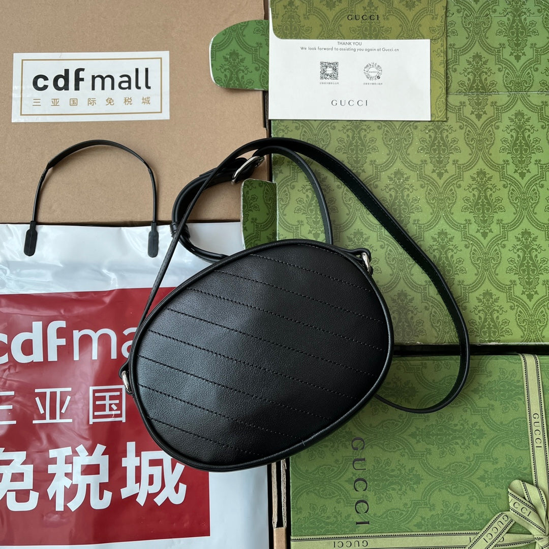 SMALL BLONDIE OVAL SHOULDER BAG 20 IN BLACK CALFSKIN House Of Sarah Bags