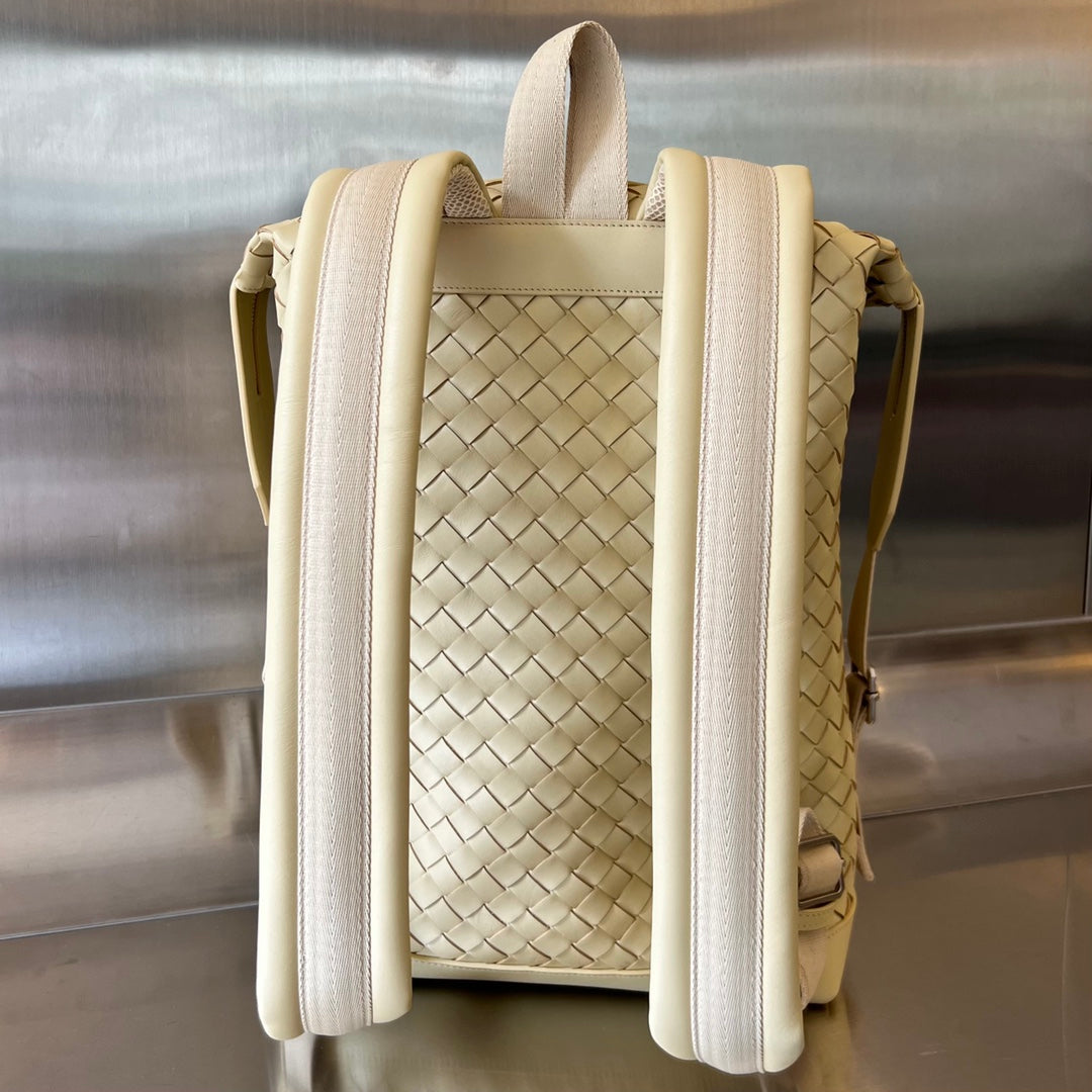 BACKPACK 42 IN BEIGE CALFSKIN House Of Sarah Bags