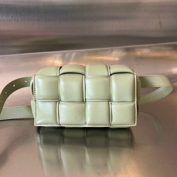 MINI CASSETTE 18 IN WHITE CREAM LAMBSKIN House Of Sarah