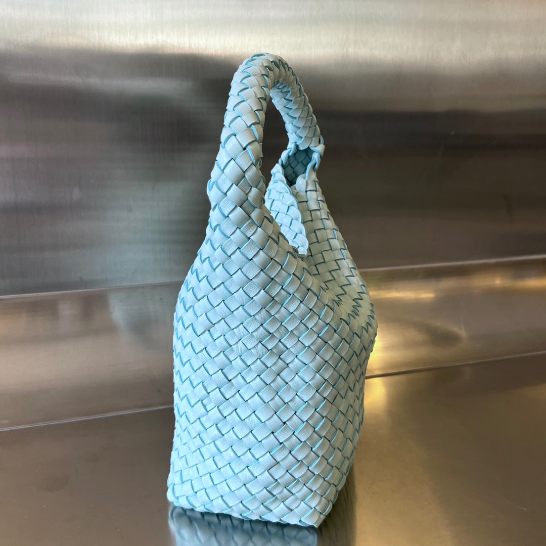 CABAT BUCKET 35 IN BLUE SKY LAMBSKIN House Of Sarah Bags