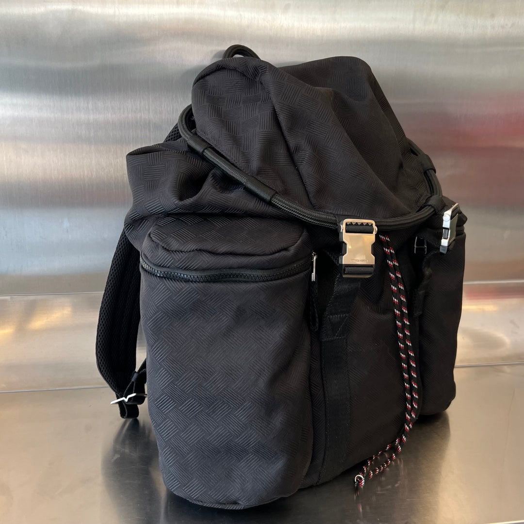 ALTO 42 BACKPACK IN BLACK FABRIC House Of Sarah Bags