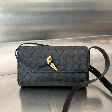 ANDIAMO 21 IN BLACK LAMBSKIN House Of Sarah Bags