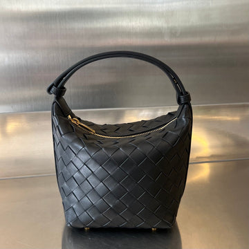CANDY WALLACE 17 IN BLACK CALFSKIN by House Of Sarah