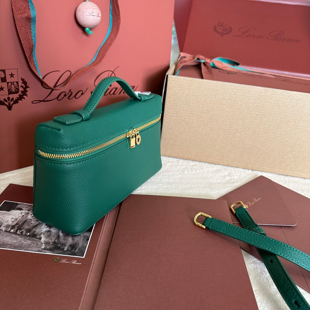 EXTRA POCKET L19 IN GREEN FOREST GRAINED CALFSKIN WITH GOLD HARDWARE House Of Sarah
