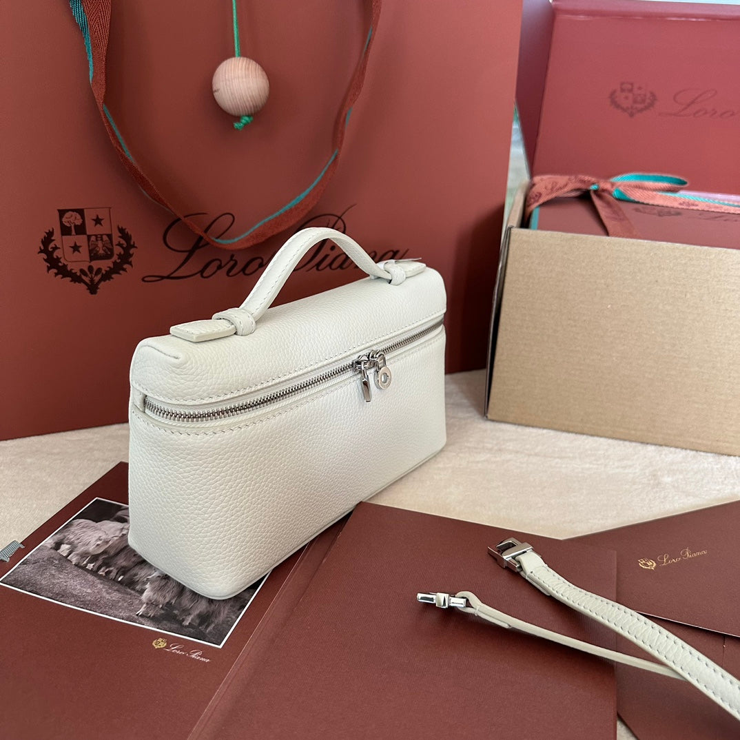 EXTRA POCKET L19 IN WHITE GRAINED CALFSKIN WITH SILVER HARDWARE House Of Sarah Bags